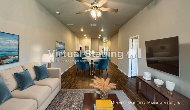 Building Photo - 2112 N. Ave. L-A