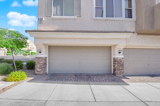 Building Photo - Living here is like taking a deep breath f...
