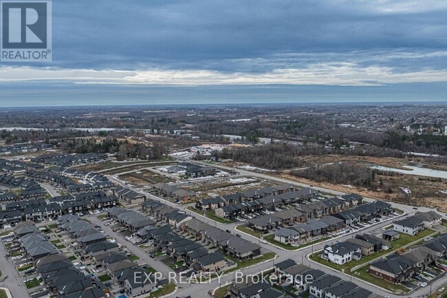 Building Photo - 1082 Lunar Glow Cres