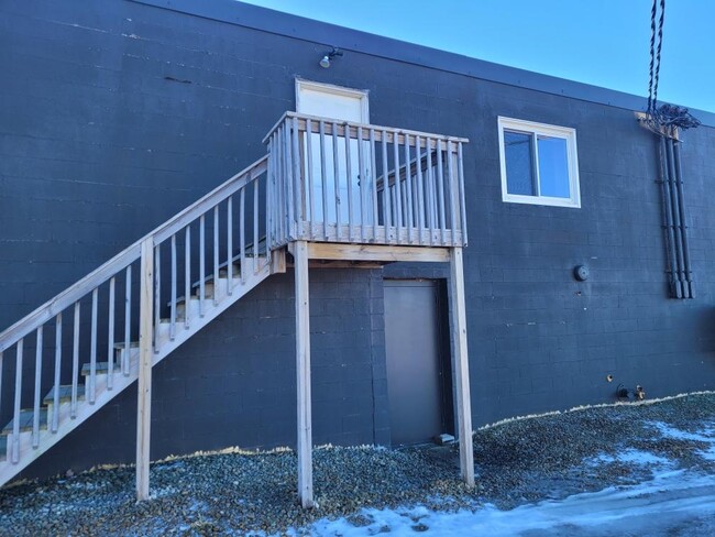 Foto del edificio - 801 W Townline St