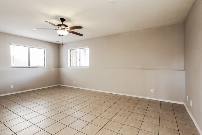 Foto del edificio - 1226 W Seashore Dr