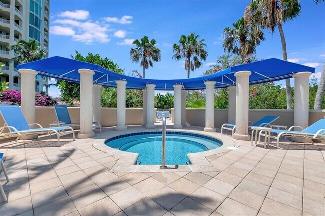 Foto del edificio - 3700 S Ocean Blvd