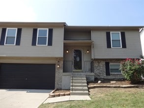 Building Photo - 15 Glengary Dr