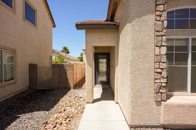 Foto del edificio - 5313 Wild Sunflower St