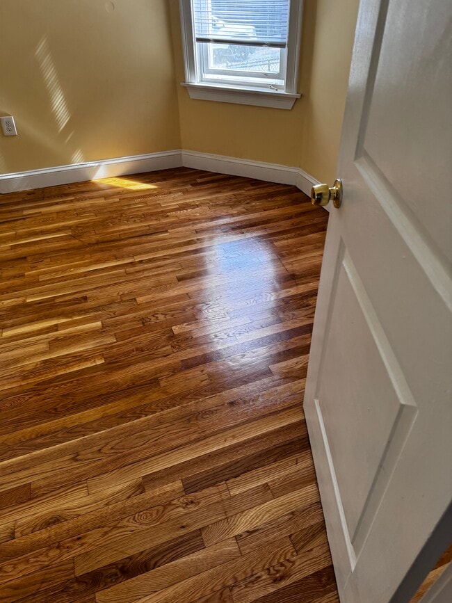 Building Photo - 52 Intervale St