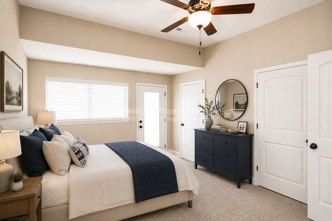 Interior Photo - Eagle Creek