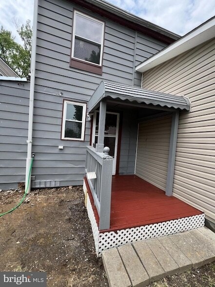 Building Photo - 903 Harding Ave