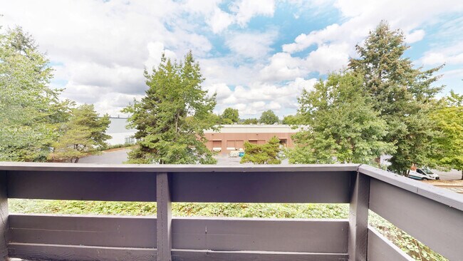 Interior Photo - Tualatin Heights