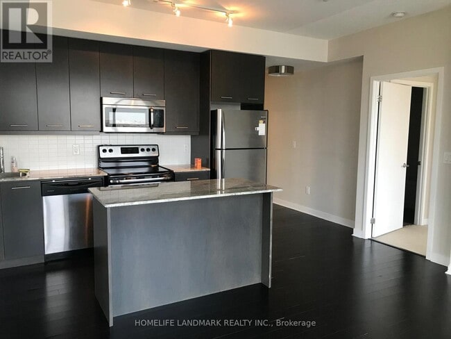 Building Photo - 360 Square One Dr