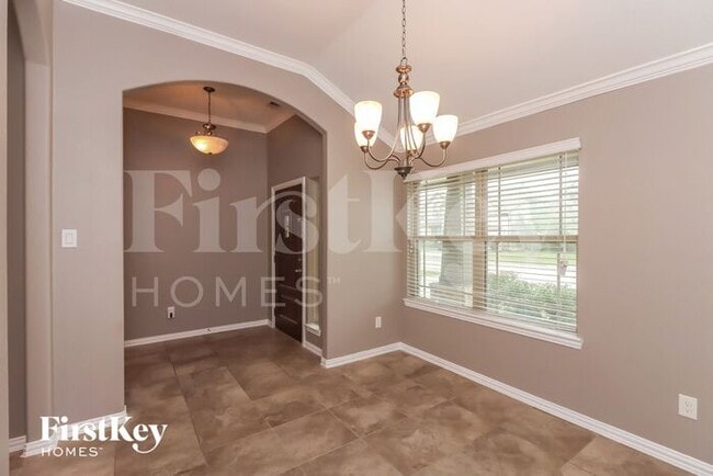 Foto del edificio - 4243 Bearberry Ave