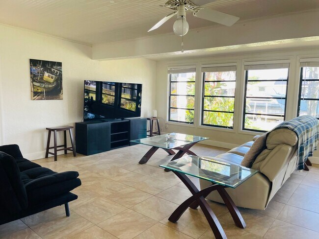 Foto del edificio - **CURRENTLY OFF MARKET**