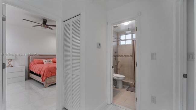 Foto del edificio - 11451 SW 5th St