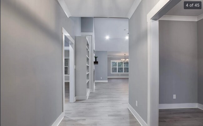 Building Photo - 104 Utsesti Way