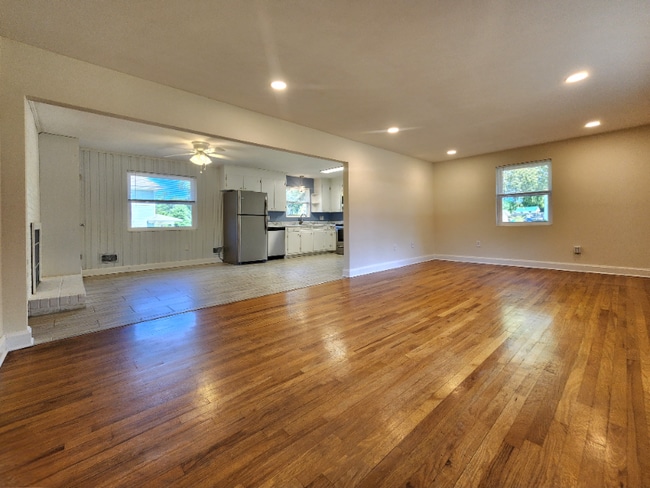 Building Photo - 226 Brookdale Ave