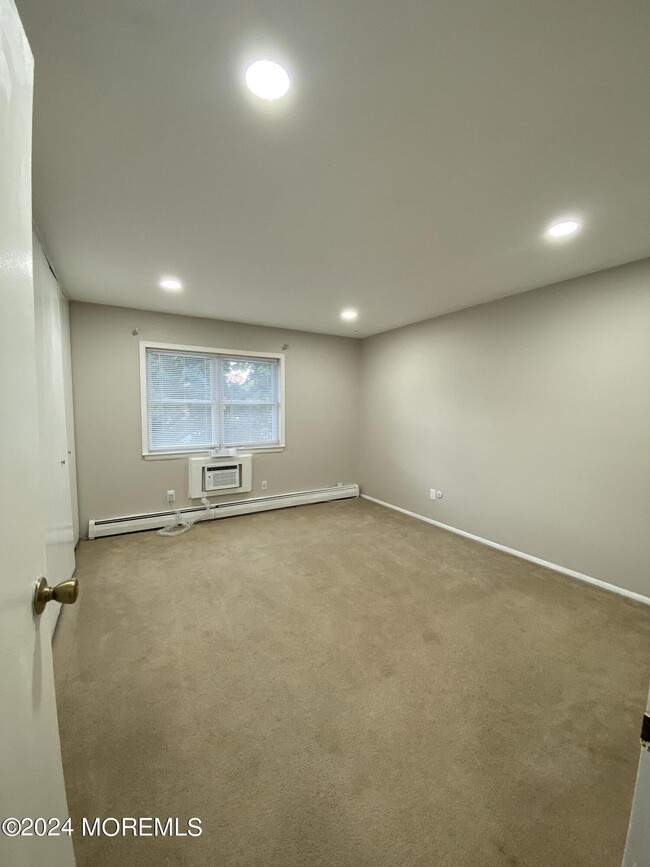 Building Photo - 10 Windsor Terrace