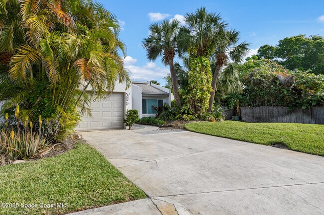 Building Photo - 500 Summerset Ct