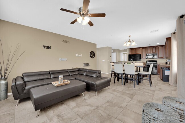 Building Photo - 7605 Finishing Touch Court