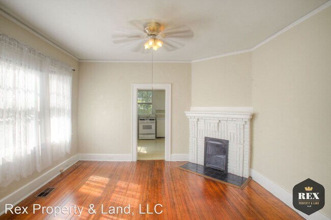 Building Photo - 2 br, 1 bath House - 2644 Raymond Ave