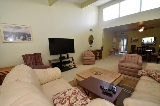Building Photo - 1531 Clower Creek Dr