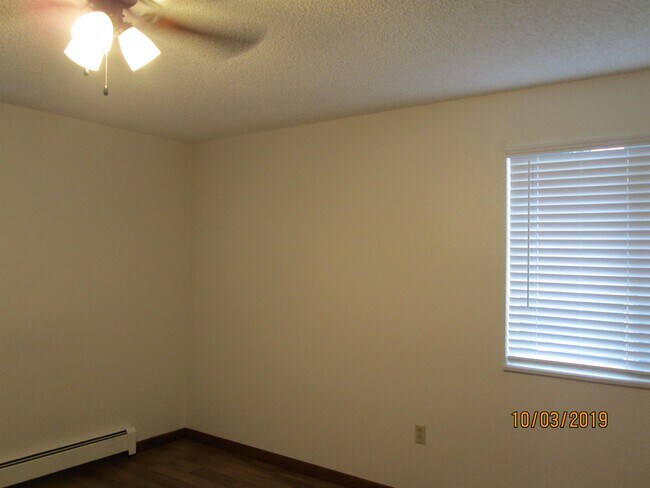 Building Photo - 2635 Cuchara St