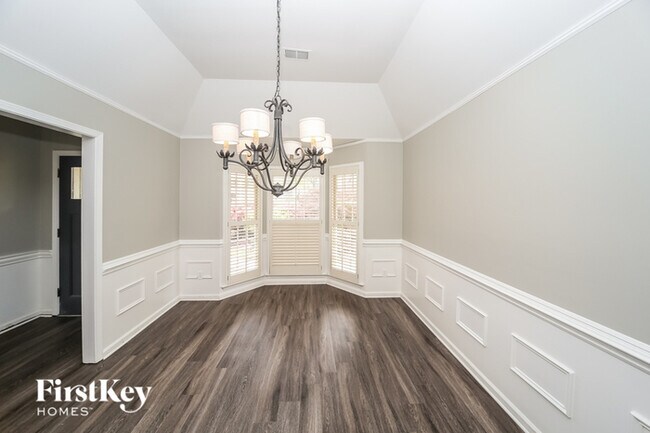 Building Photo - 6705 Kirby Trace Cove