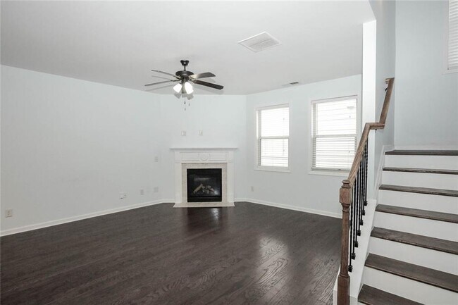 Building Photo - 438 Privet Cir