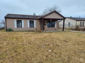 Building Photo - 610 St Monica Dr