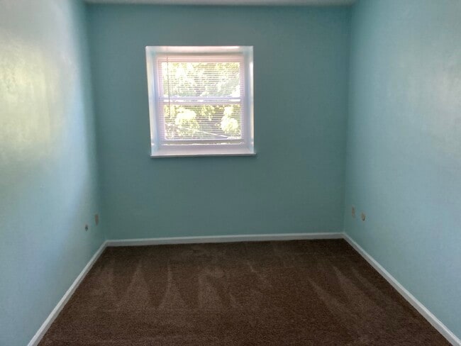 Bed room - 1635 Watervliet Ave