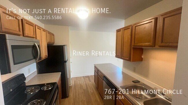 Foto del edificio - 767 Hillmont Cir