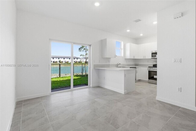 Foto del edificio - 2705 SE 25th Ave