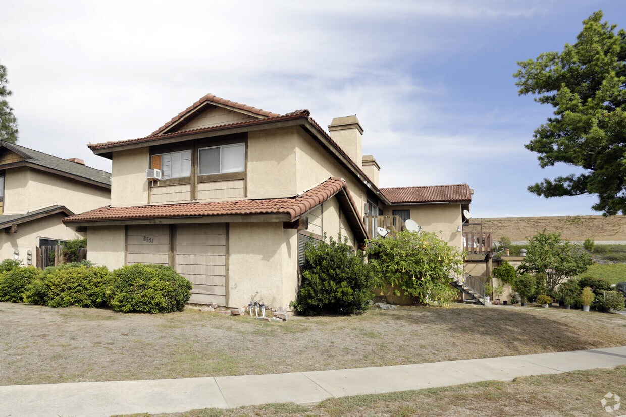 Building Photo - 8651 Gloria Ave