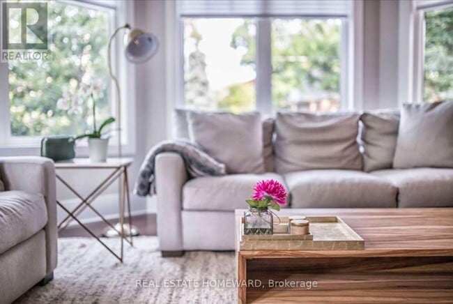 Building Photo - 111A Bernard Ave