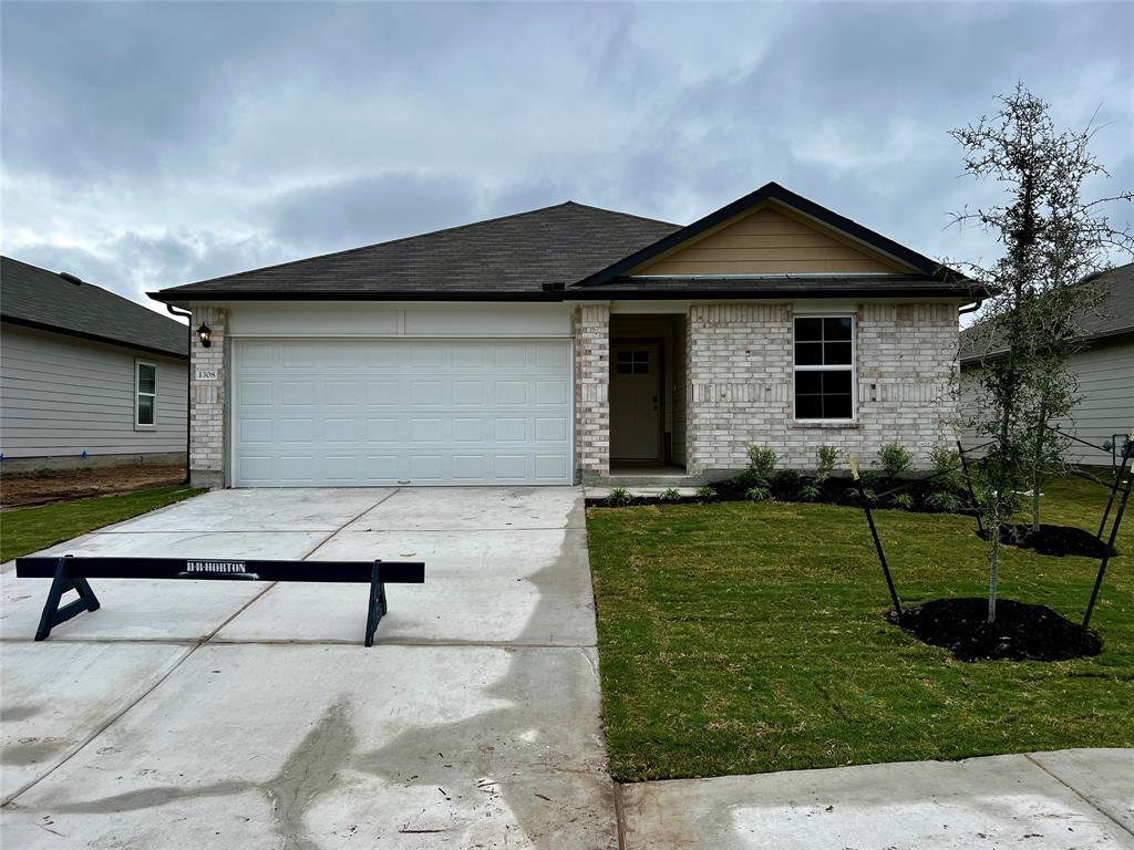 Primary Photo - 1308 Camden Ln