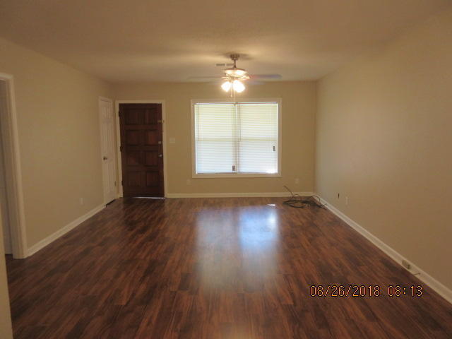 Building Photo - 358 Coral Dr SW