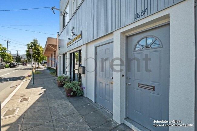 Building Photo - 1864 Alcatraz Ave