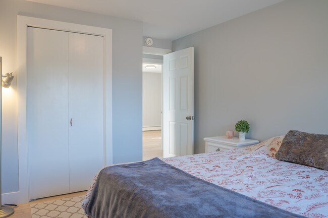 Photo du bâtiment - 36 Simcoe Pl