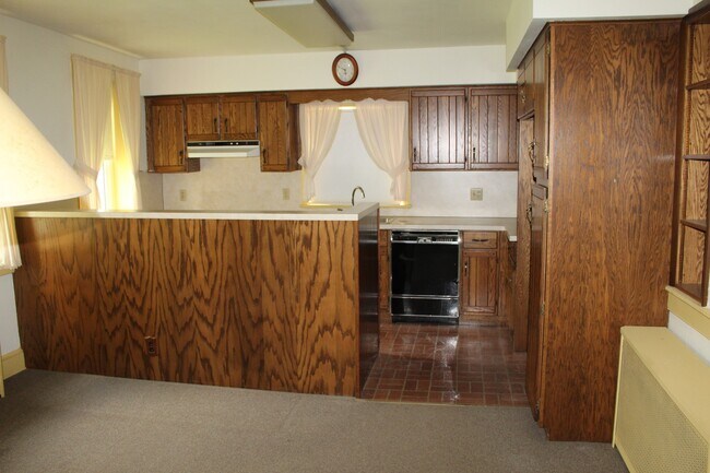 Building Photo - Single Family Home