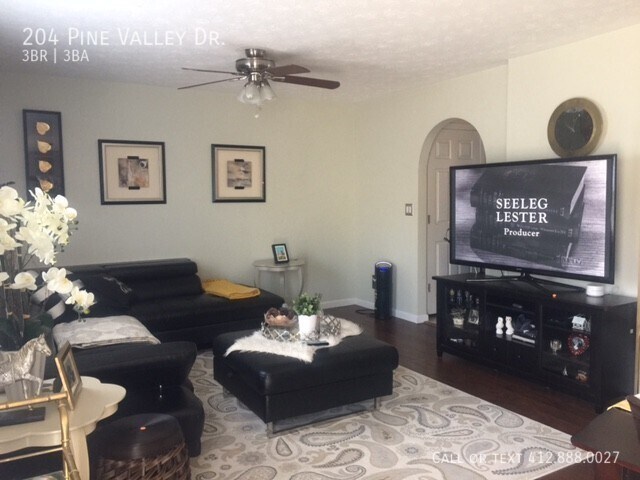 Building Photo - Beautiful 3 bedroom in Imperial!
