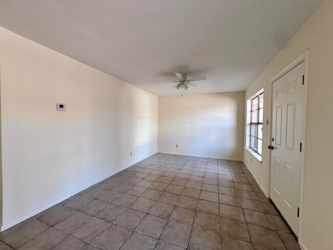 Foto del edificio - 5302 Springfield Ave