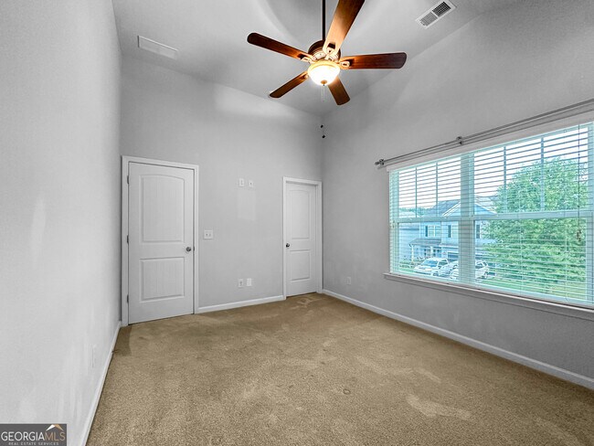 Building Photo - 228 Renford Rd