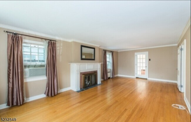 Foto del edificio - 17 Bailey Rd