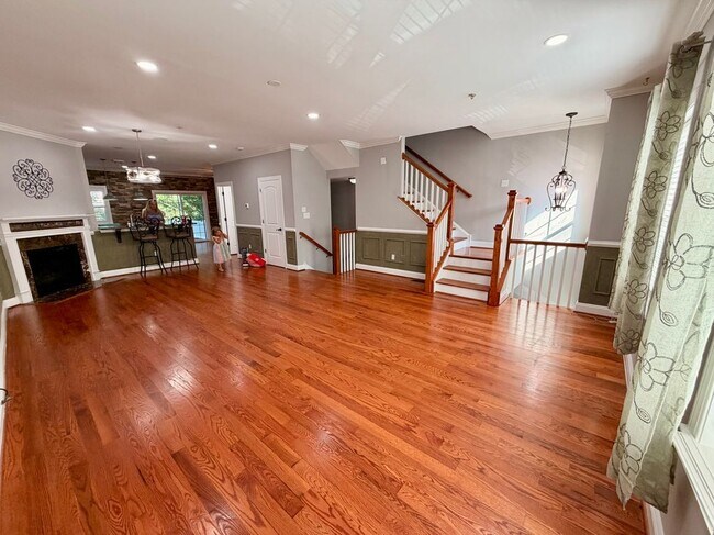 Foto del edificio - 154 Moorehead Ave