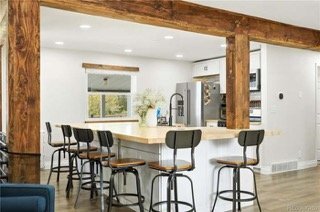 Foto del edificio - 9069 Ithaca Way