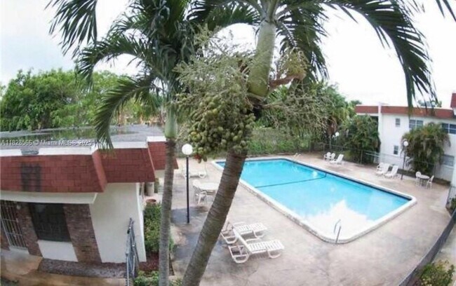 Foto del edificio - 4163 SW 67th Ave