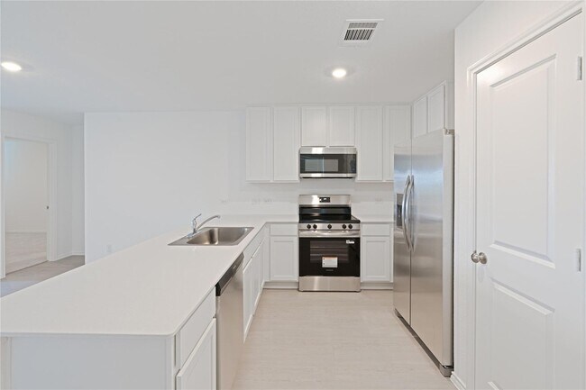 Building Photo - 336 Cowpoke Dr