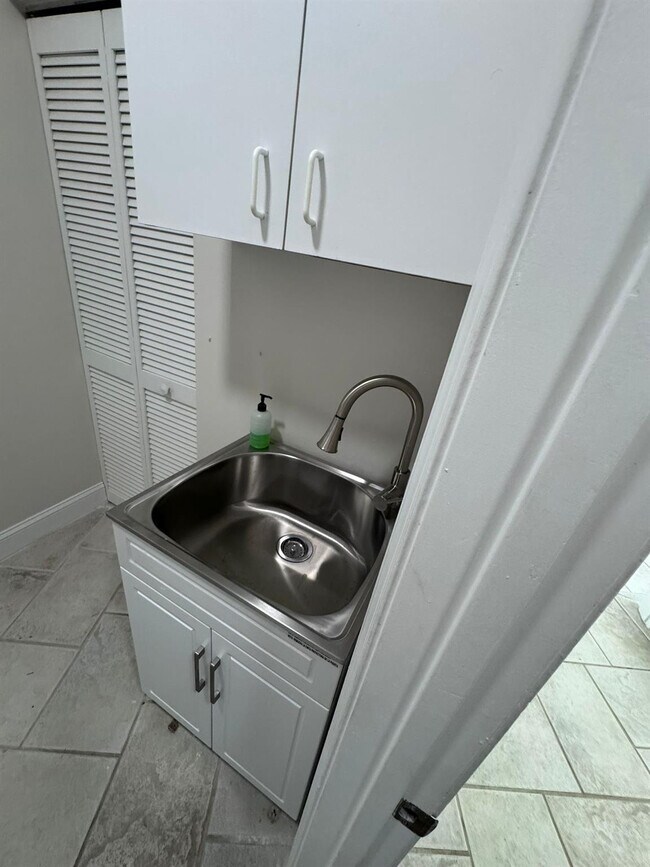 Building Photo - 7711 NW 29th St