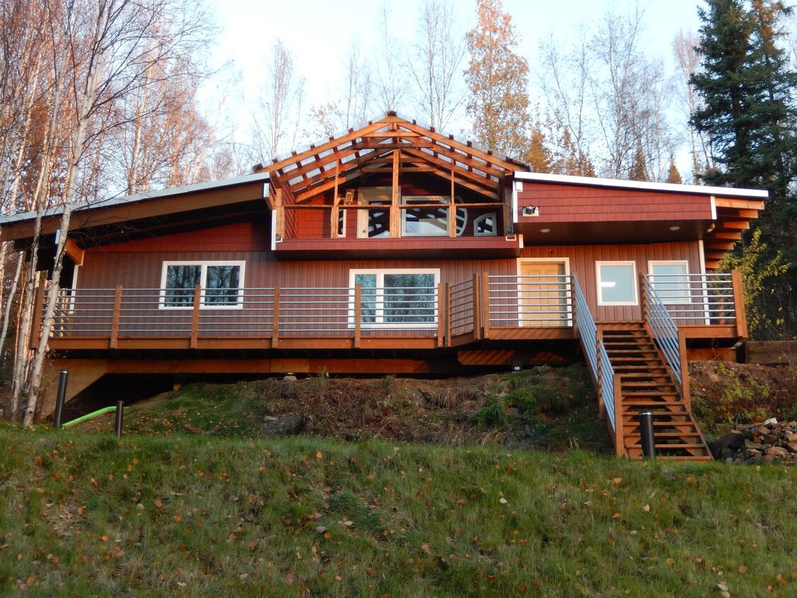 Foto principal - 2 Bed/1Bath house off Chena Ridge (Half Of...