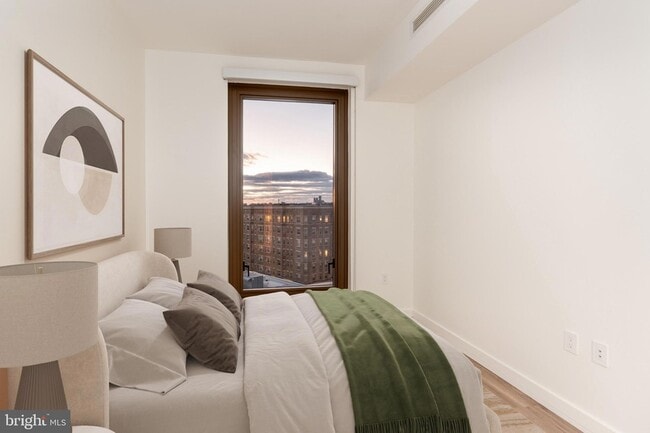 Photo - 1630 Columbia Rd NW Apartment