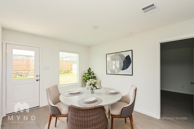 Foto del edificio - 2716 River Knl Ln