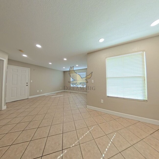 Building Photo - 8101 W Flamingo Rd